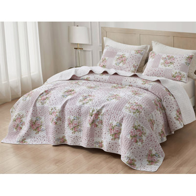 Rosy Cotton Standard Patchwork Quilt