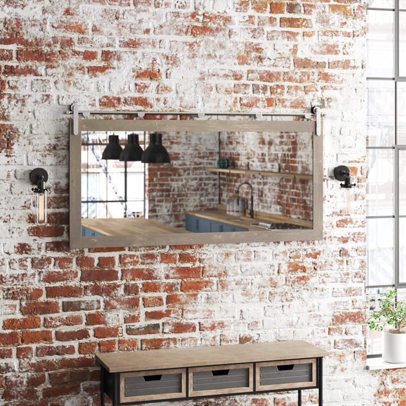 Miroir d'appoint / rail de porte de grange en acier singapourien, Laiton industriel en acier, 30,5 po x 65,5 po