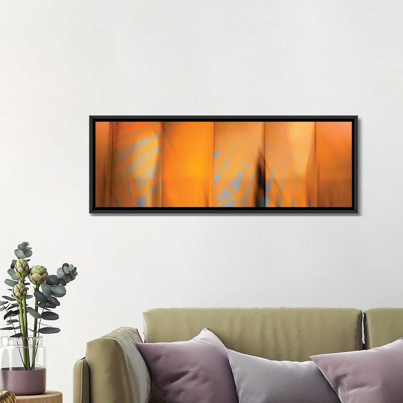« mandarine on grey » par pi studio, reproduction d’impression sur toile tendue, H 12 po x l 36 po x P 1,5 po