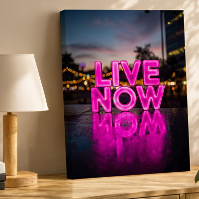 Toile «A Vibrant Neon Sign Spelling»