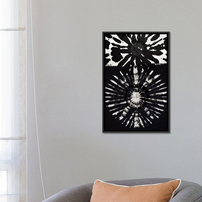 «Flower Tribal I» par Nikki Chu - reproduction, Cadre noir, H 26 po x l 18 po x 1,5 po