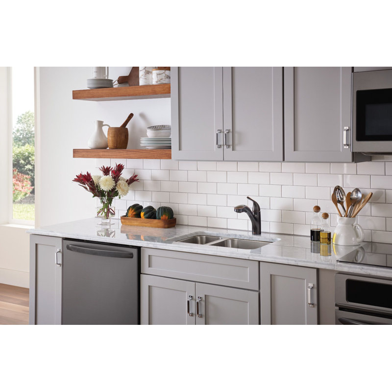 Moen Brecklyn Single-Handle Pull-Out Sprayer Kitchen Faucet with Power Clean Technology, Mediterranean Bronze
