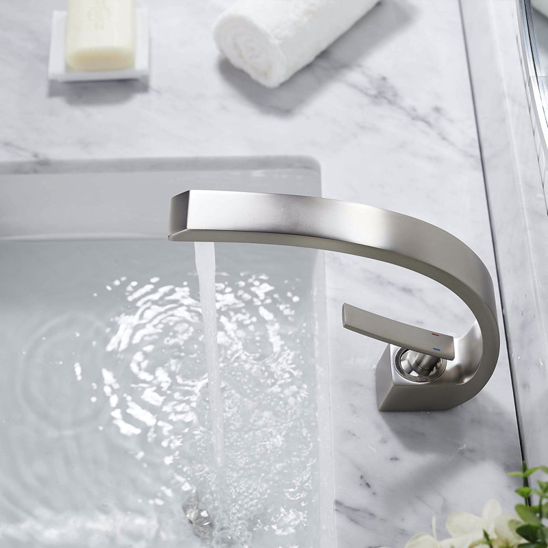 Single-Hole Single-handle Bathroom Faucet, Brushed Nickel