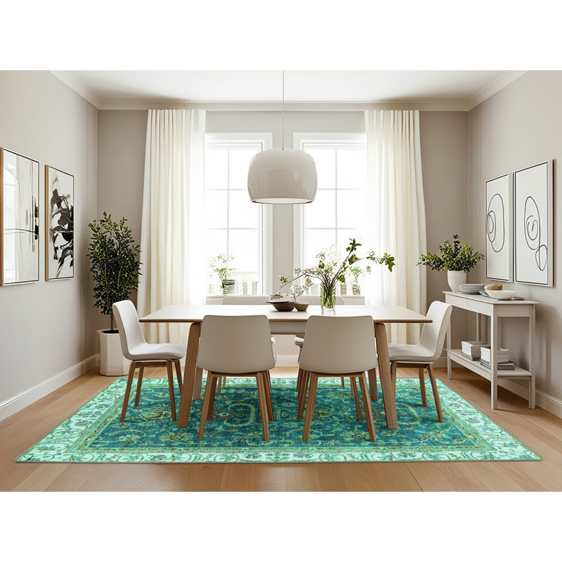 Edicott Oriental Indoor Rug, Rectangle 7' x 10'
