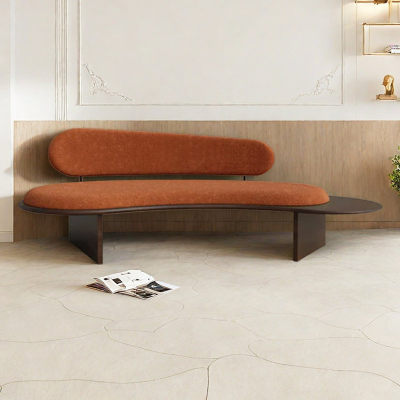 Iokaste, Orange, Marron foncé, Orienté à gauche (vu de face)