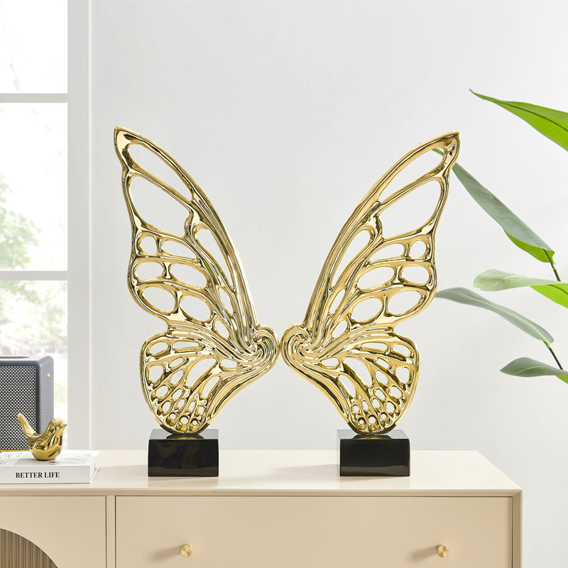 Sculpture papillon ailes d'or