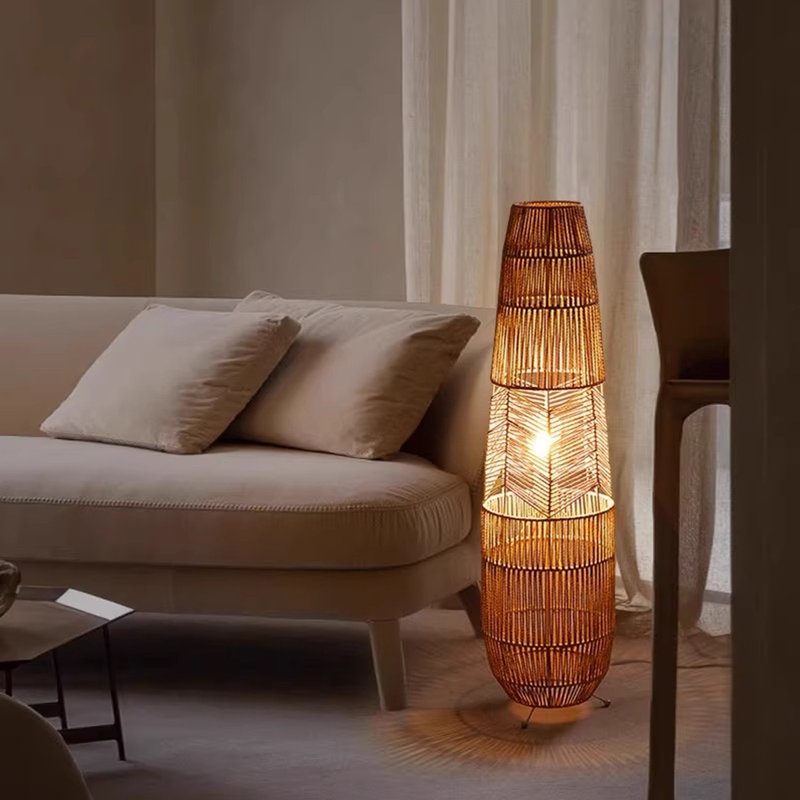 Lampes de plancher en fer brun