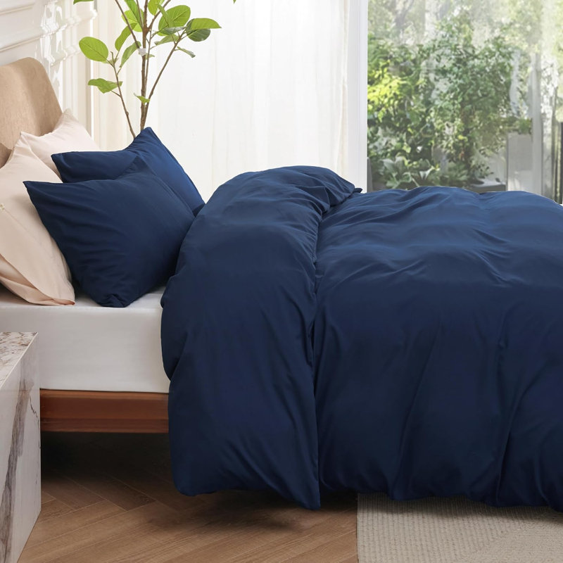 Bedding, Navy