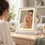Miroir de maquillage rectangulaire lumineux avec bande DEL intégrée, 3 modes de couleur, miroir grossissant x10 et rotation à 360°