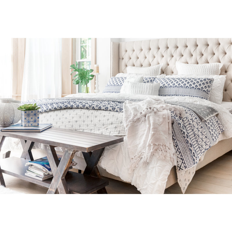 Willards Scandinavian Geometric Shapes Quilt, Full/Queen Quilt + 2 Shams, Navy/White
