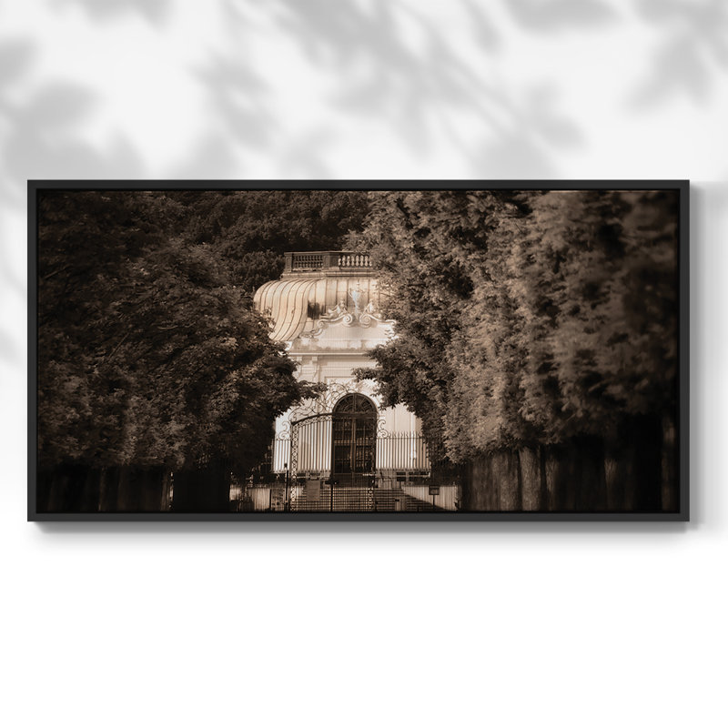«Vienna Walk» - Toile tendue avec châssis encadré - Prêt à être accroché, Noir, H 17 po x l 33 po