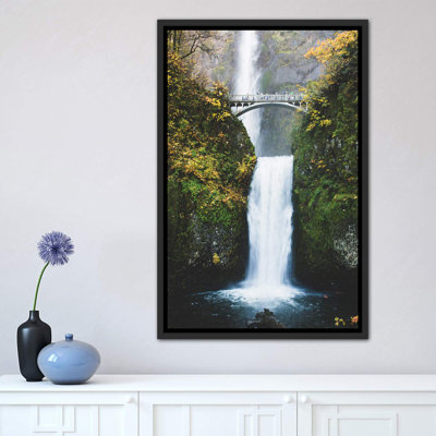 «Waterfall II, Portland, Oregon» par charmante artillerie - impression d'art textuel