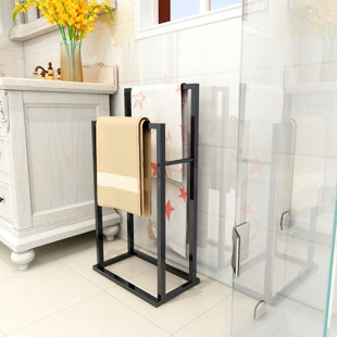 2 Freestanding Towel Stand