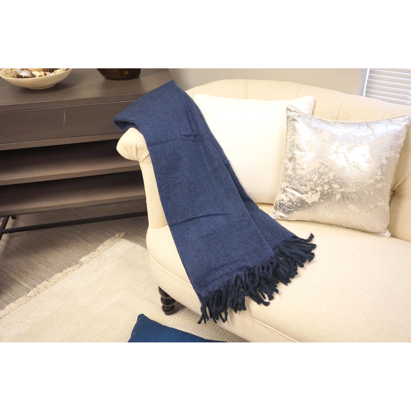 Hidalgo 100% Wool Hand Woven Throw Blanket, Blue, 2.9