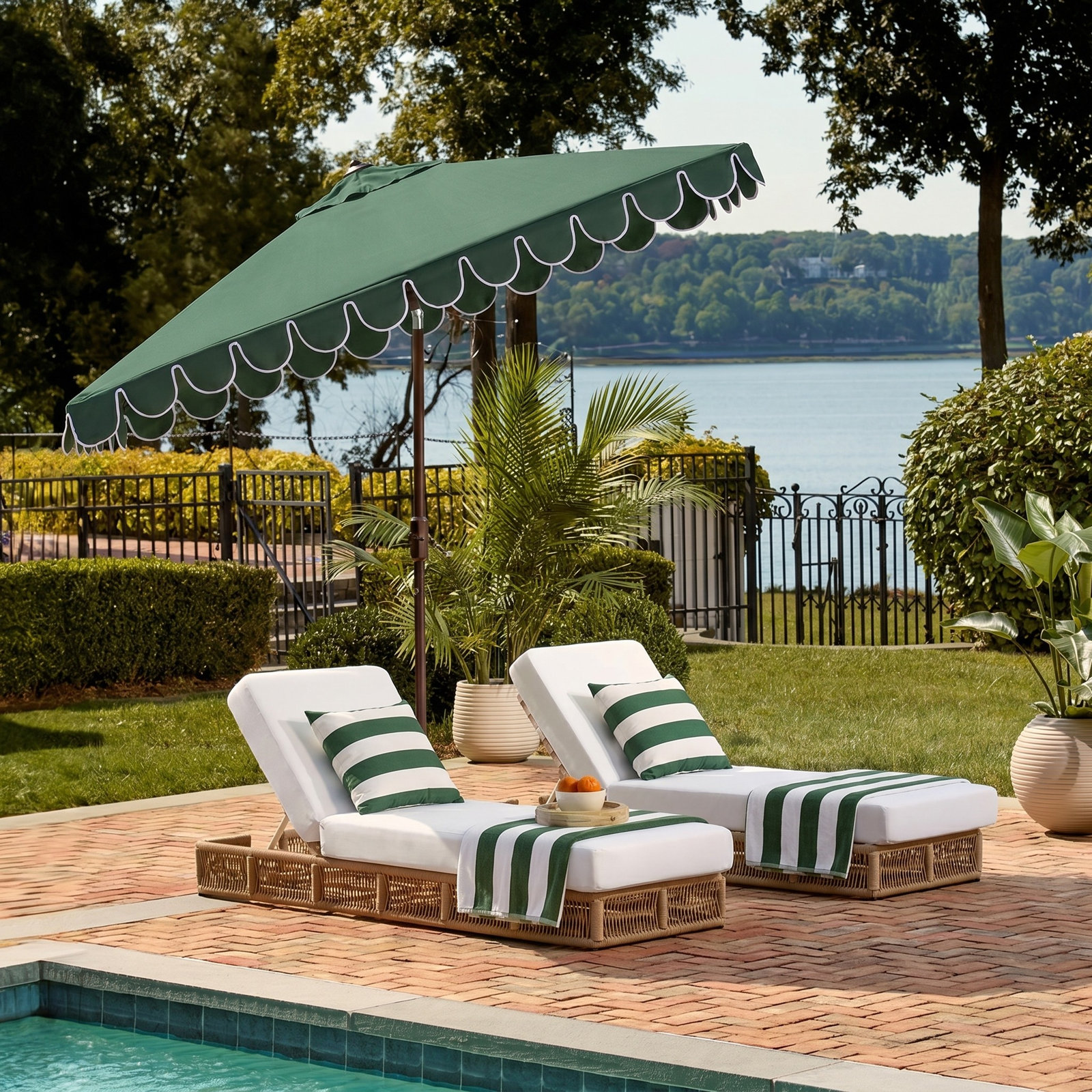 7.5' Square Market Umbrella, Hunter Green