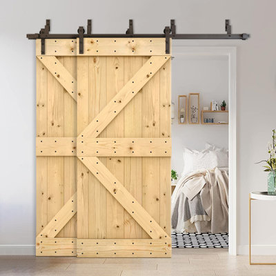 Porte de grange double à panneaux en bois teinté K Series