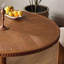 Table de salle à manger unique et élégante-421915973