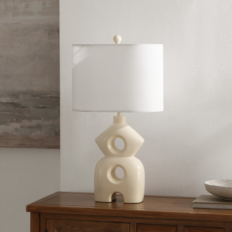 Lampe de table en résine Clayton