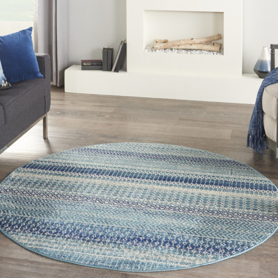 Tapis bleu marine tissé à la machine