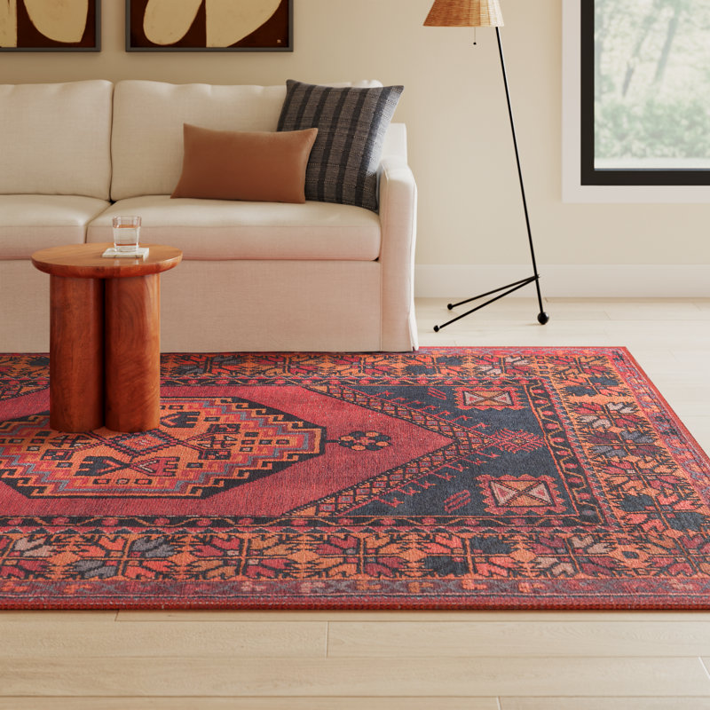 Isthia Oriental Indoor Rug, Rectangle 7'6" x 9'6"