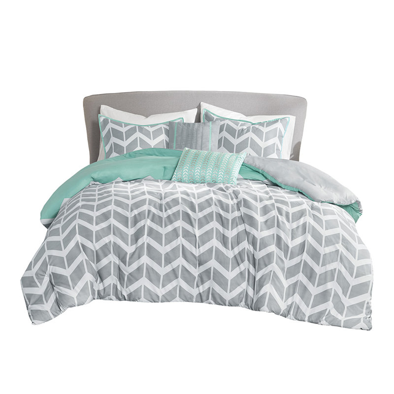 Twin/Twin XL Comforter Set