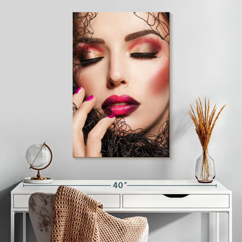Créatif maquillage magenta, H 30 po x l 20 po