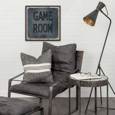«Game Room SQ» par Studio, reproduction d'art encadrée à la main