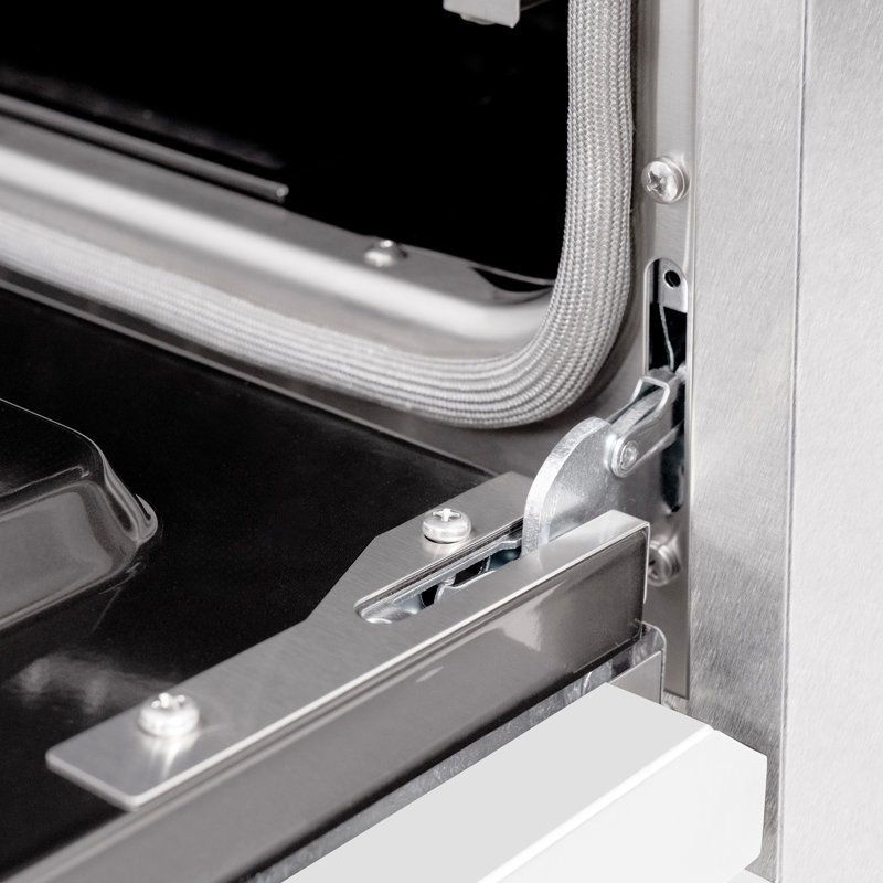 ZLINE 30" Classic Dual Fuel Black Matte Door Range w/ 4 Burners and Convection Oven, White