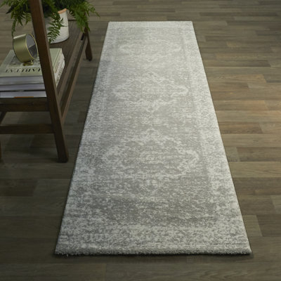 Oloughlin Oriental Indoor Rug