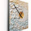 Horloge murale moderne spirales abstraites dorées et crème III-587066239