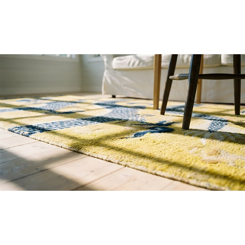 Hand Knotted Wool Floral Area Rug