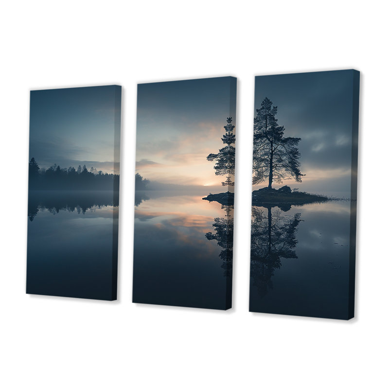 «Blue Morning Fog Over Forest Lake», ensemble d'art mural lac, Toile tendue, H 32 po x l 48 po x P 1 po