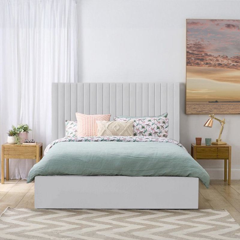 Leopoldine Upholstered Bed, Double (4'6), Silver