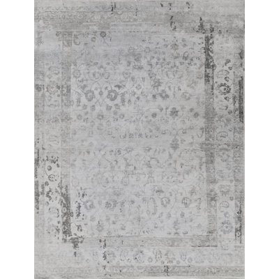 Beverly Oriental Area Rug in Gray