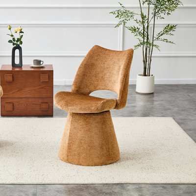 Chaise d'appoint moderne en chenille avec dossier creux, meuble-lavabo rembourré, base en métal stable, ensemble de sièges élégants pour salle à manger ou chambre à coucher