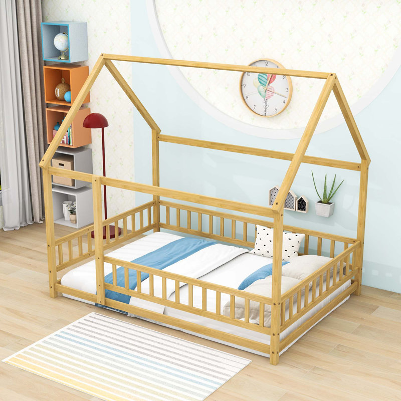 Lit sur pied en bois avec cadre de toit Huot, Double, Naturel