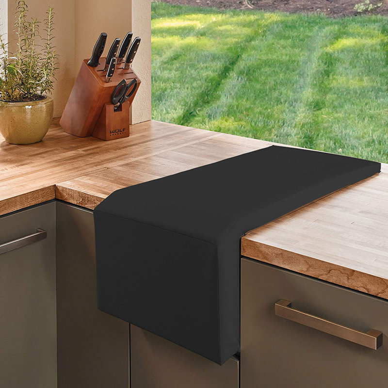 Blue Elephant Grill Cover, 35.6cm H x 63.5cm W x 40.6cm D, Black