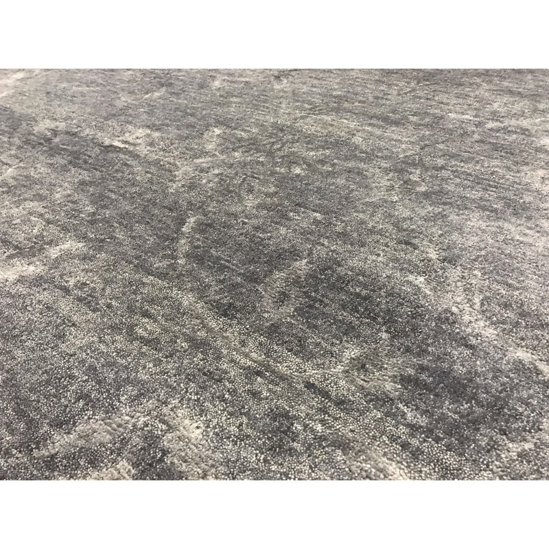 Tapis gris noué à la main de haute qualité
