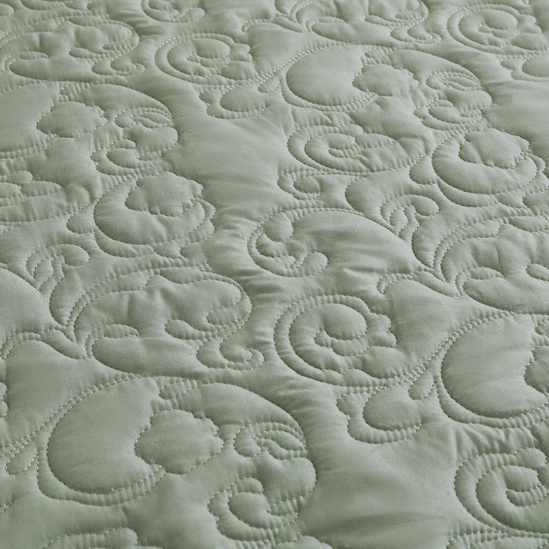 Nine West Laural Reversible Quilt Sets, Full/Queen