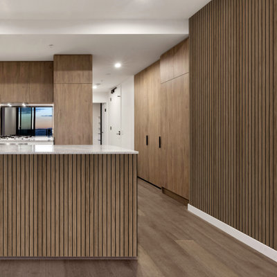 Panneau mural acoustique à lattes de bois, panneau décoratif insonorisé 3D Shiplap pour murs et plafonds (couvre 31 pieds carrés)