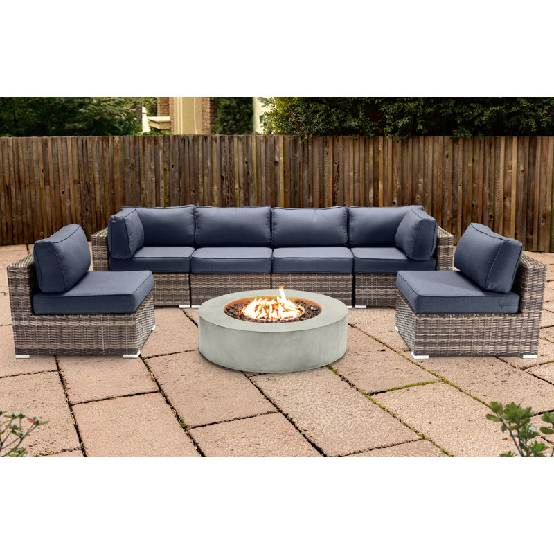 Ensemble de conversation pour 6 personnes avec foyer et coussins Sunbrella Lsi, Bleu marine Sunbrella