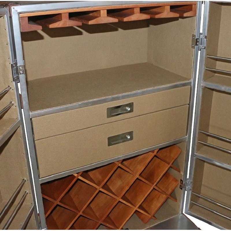 Armoire à vin en métal