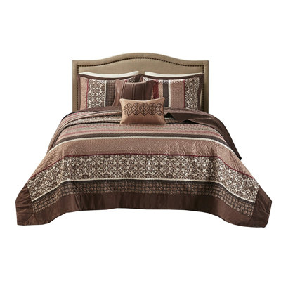 King/ King Quilt - 5 Piece Red With Geometric And Designs Pillows Traditional Textures