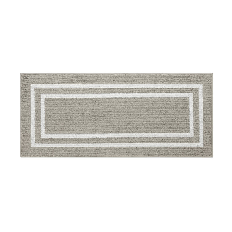 Double Border Machine Tufted Performance Light Gray/White Rug
