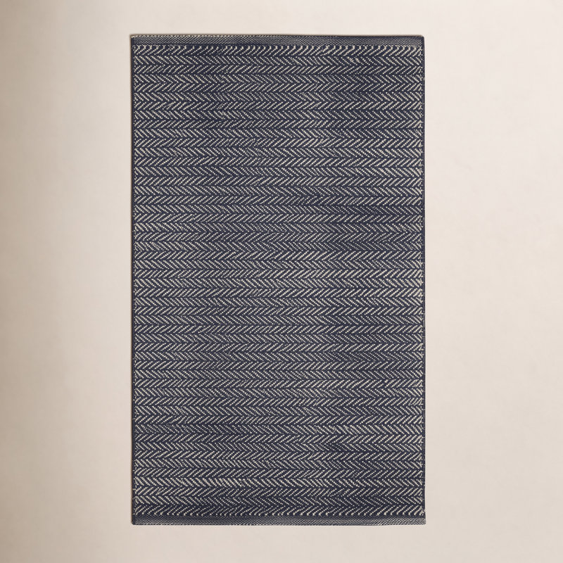 Pearl Herringbone Handwoven Indoor/Outdoor Rug, Rectangle 6' x 9', Black/Ivory
