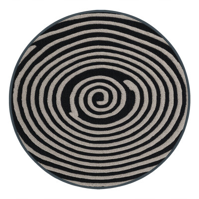 Tapis noir lavable à la machine