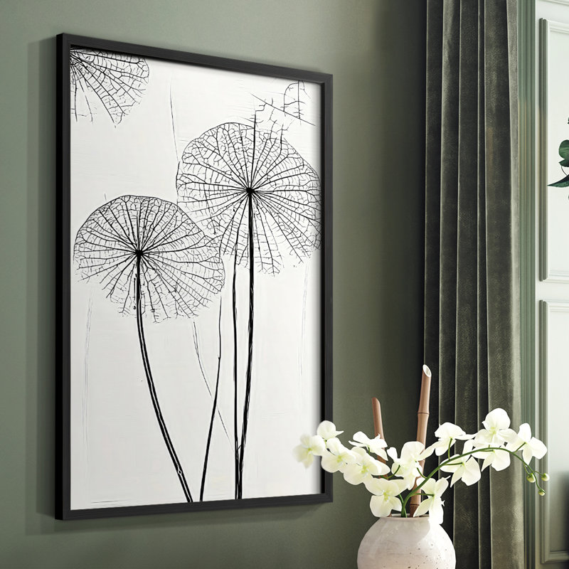 Impression florale encadrée en V - prête à être suspendue - fabriquée aux États-Unis, H 10 po x l 8 po, Noir