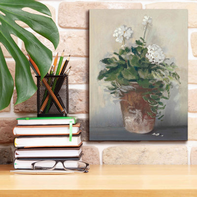 «Aarez Pot Of White Geraniums on Canvas» par Carol Rowan, reproduction