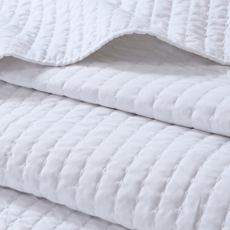 Courtepointe très grand / très grand 3 pièces - réversible blanc avec bourre de coton hypnotisante en microfibre, Blanc, 3