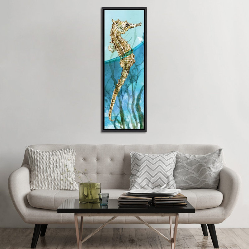 «Delray Seahorse I» par Carol Robinson - reproduction d'art, H 60 po x l 20 po x P 1,5 po, Toile avec cadre noir patiné